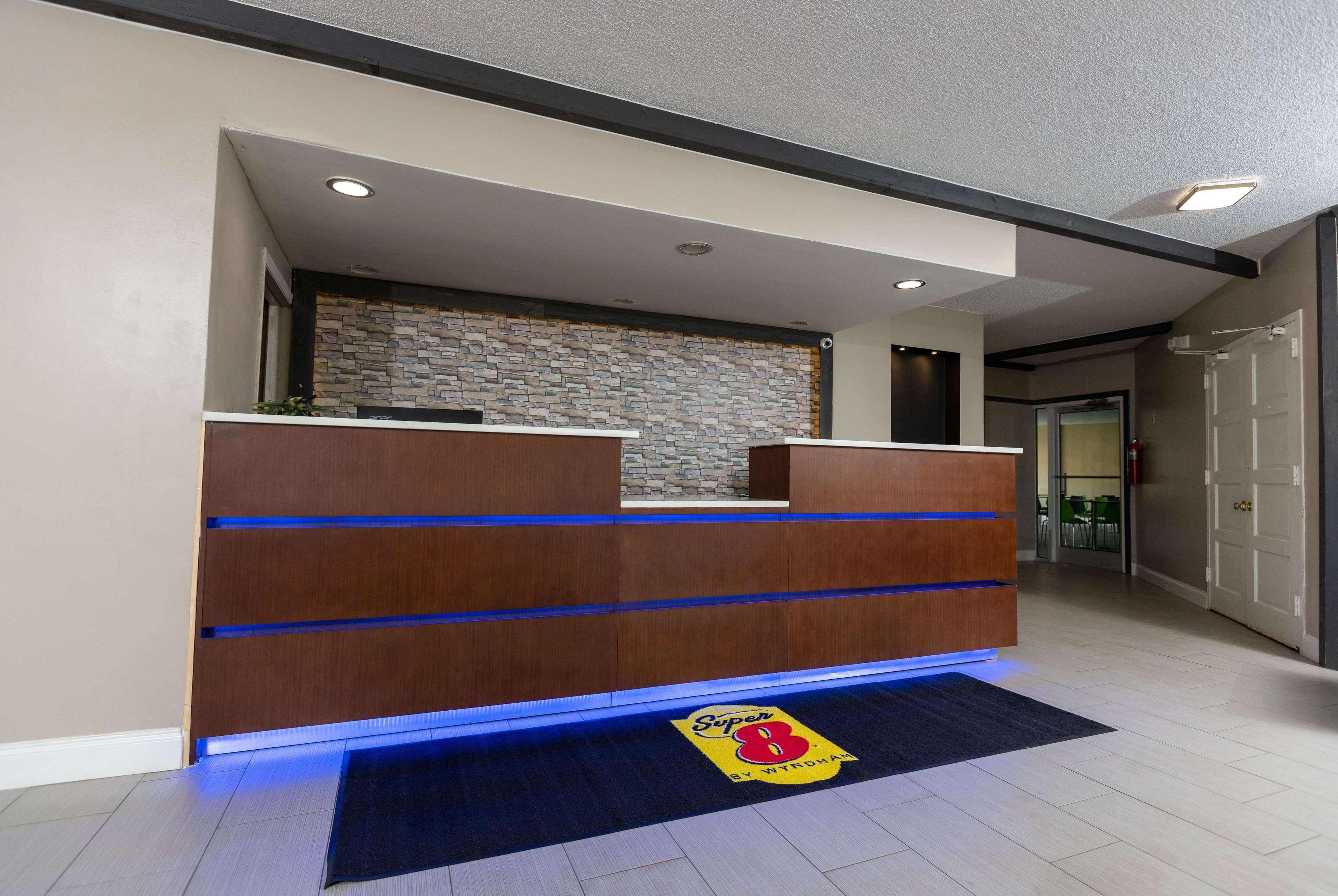 Super 8 By Wyndham Goldsboro Motel Exterior photo