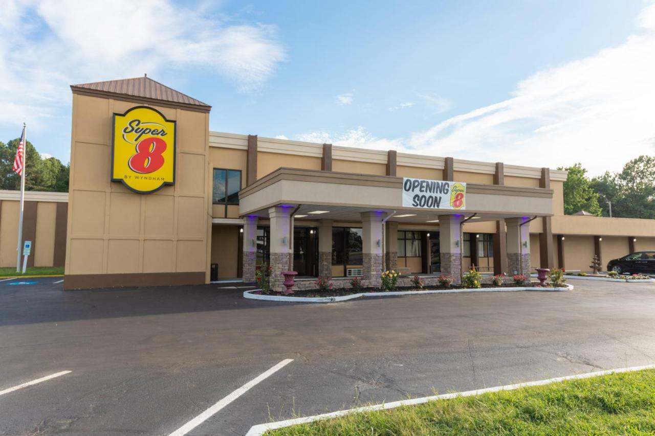 Super 8 By Wyndham Goldsboro Motel Exterior photo